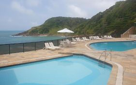 Apartamento-FRENTE MAR-Enseada-Costão das Tartarugas